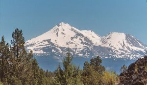 Read more about the article Top 10 Tallest Mountains in USA